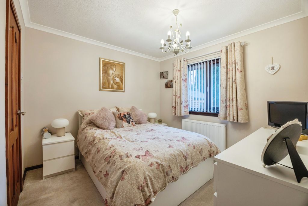 Additional image 6 of 4 bed detached bungalow for saleKaims Grove, Livingston EH54