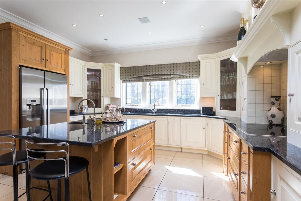 Additional image 9 of 5 bed detached house for saleTheobald Road, Bowdon WA14