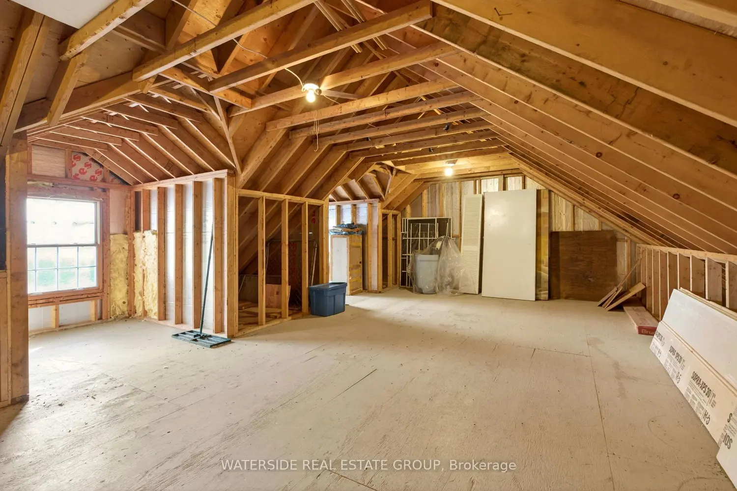 Additional image 13 of 136 Highway 8