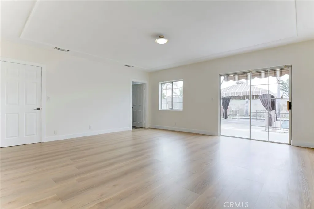 Additional image 21 of 6622 Varna Ave, Van Nuys, CA 91401