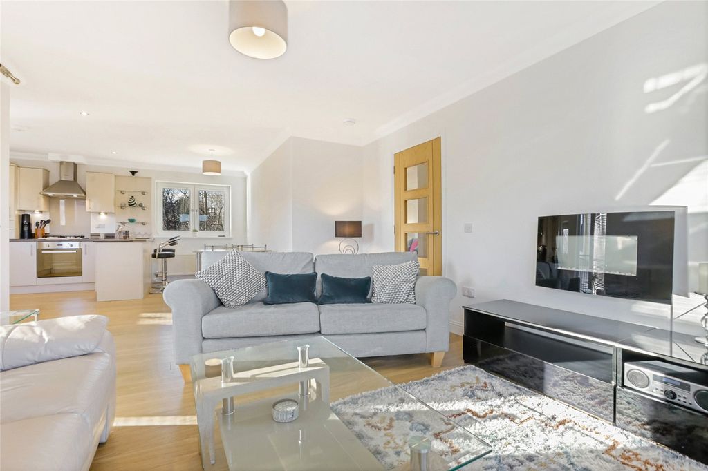 Additional image 2 of 2 bed flat for saleForth Street, Stirling, Stirlingshire FK8