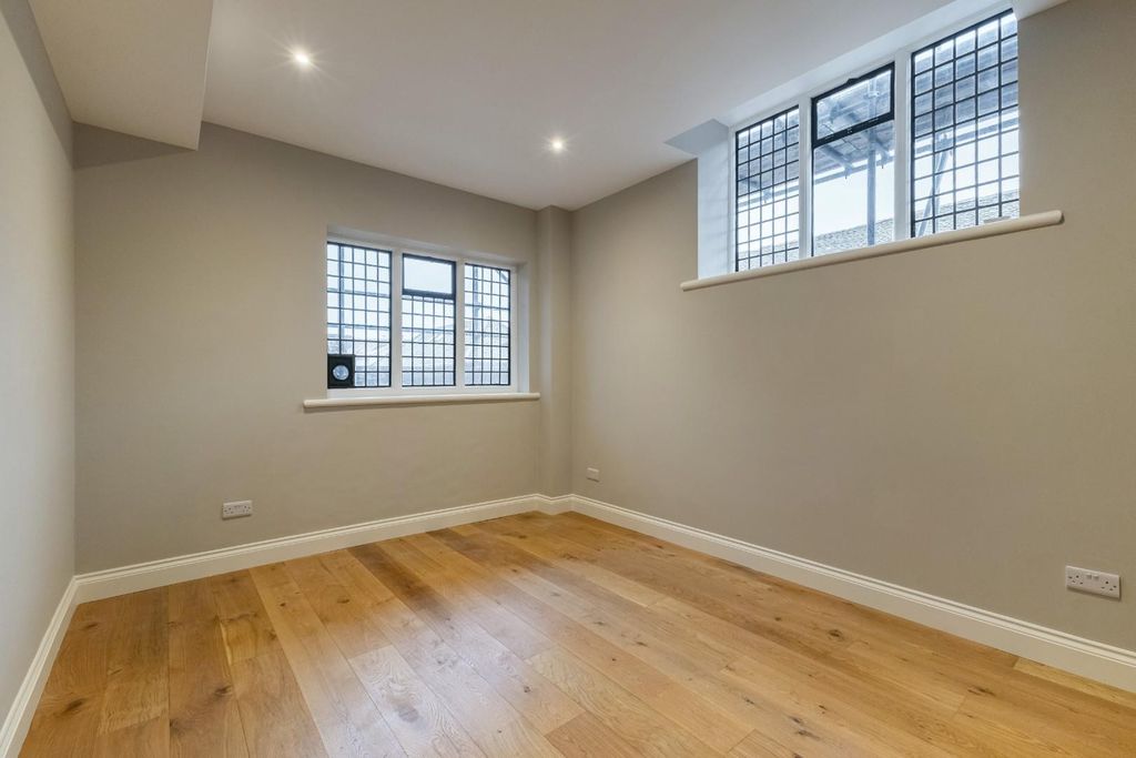 Additional image 16 of 2 bed maisonette for saleBrown Street, Salisbury SP1