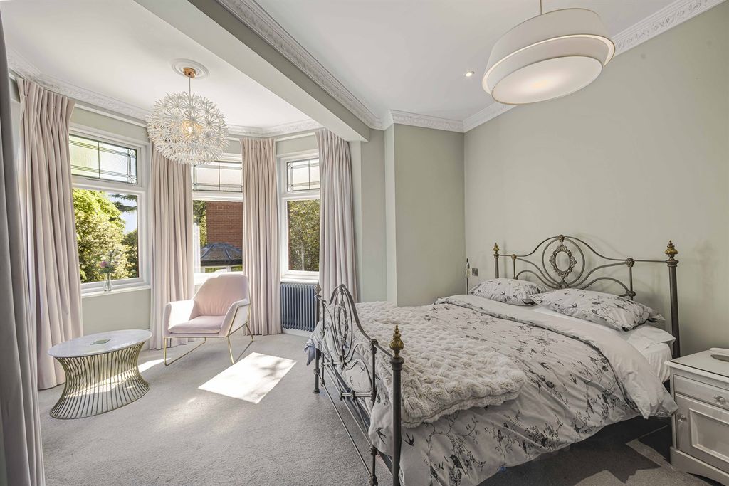 Additional image 17 of 5 bed detached house for saleAlan Drive, Hale WA15