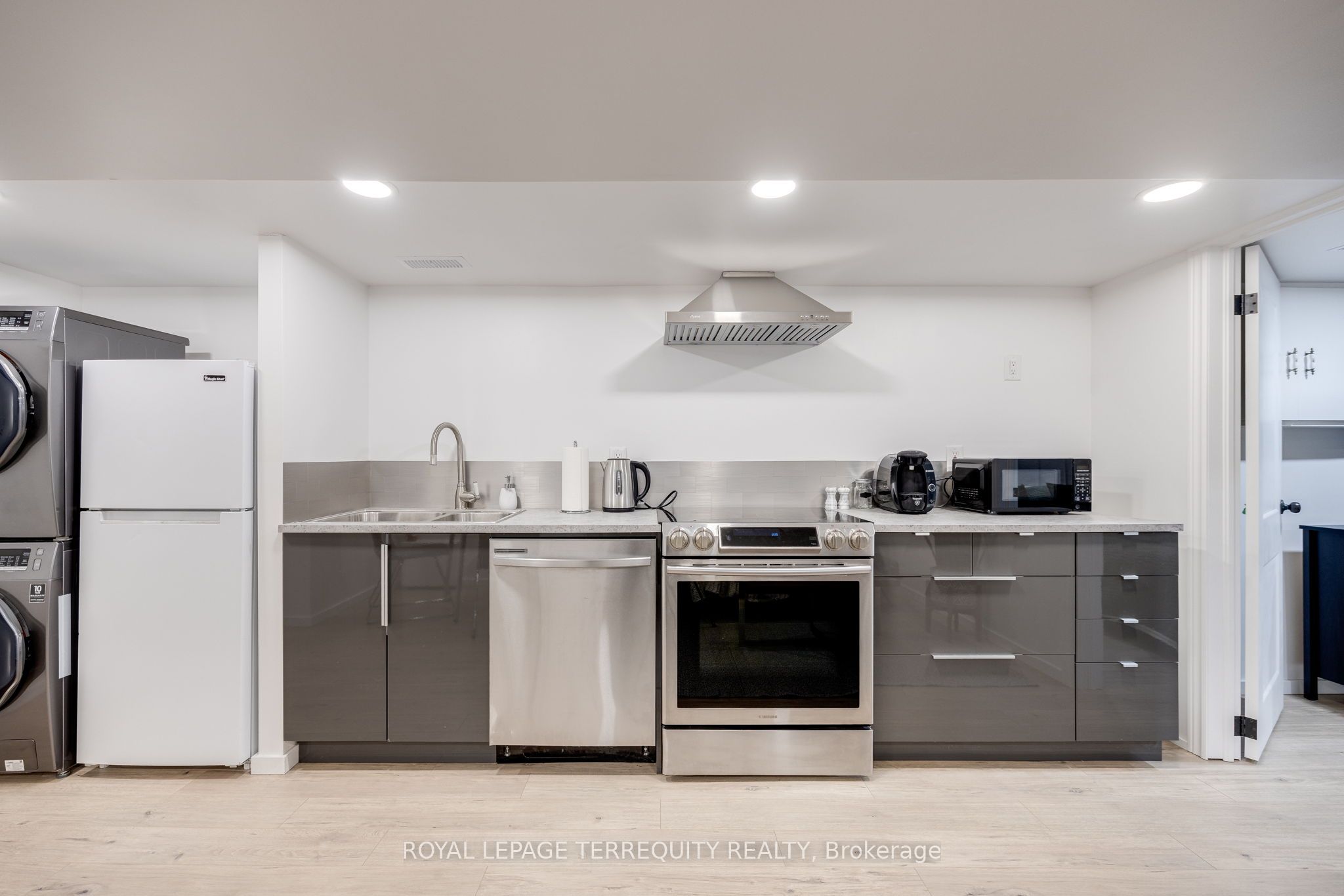 Bsmt-490 Symington Avenue, Toronto, ON, M6N 2W5