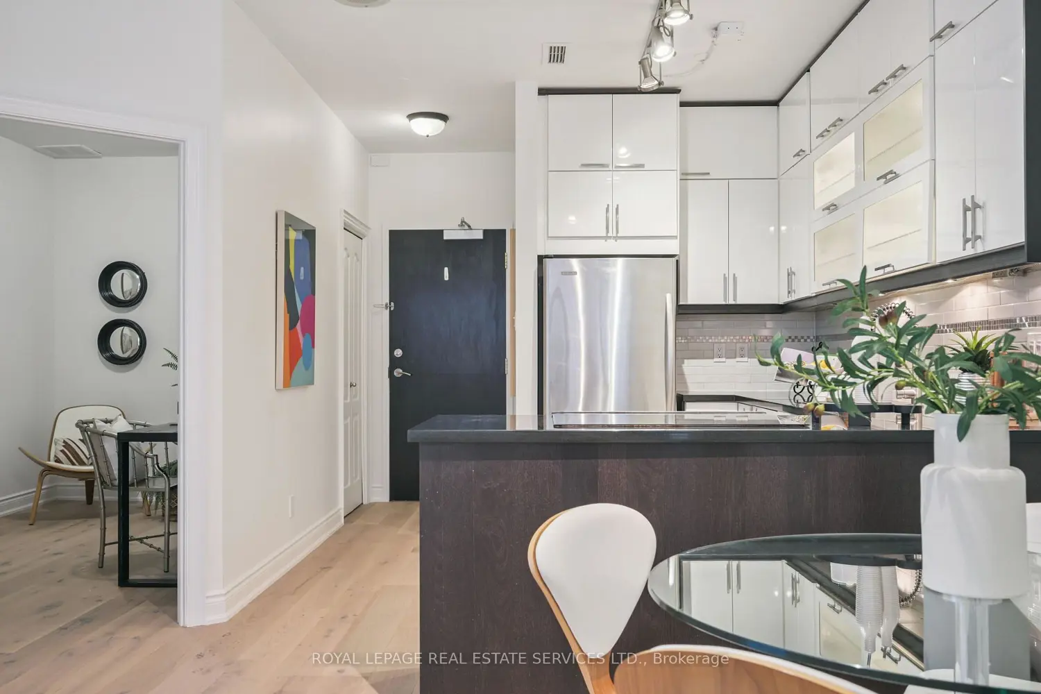 Additional image 8 of 393 King Street 904