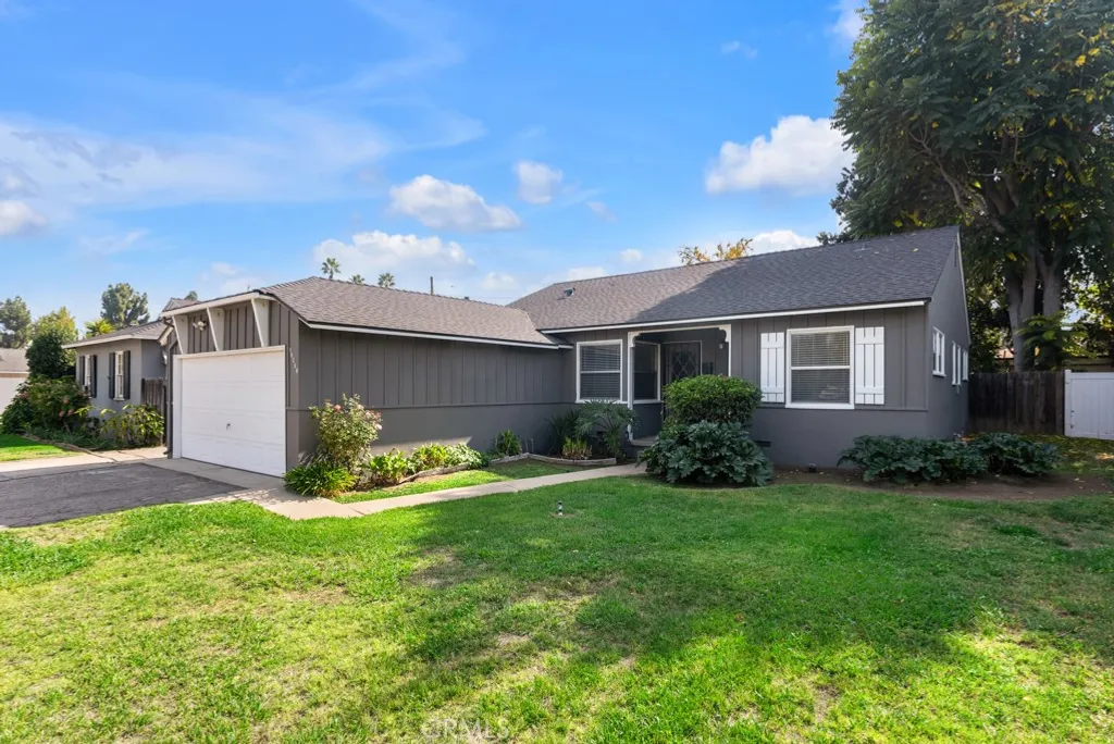 Additional image 4 of 18350 Lorne St, Reseda, CA 91335