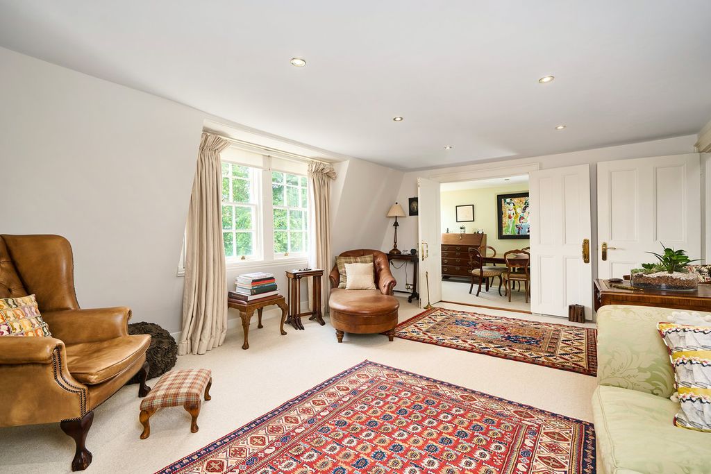 Additional image 5 of 3 bed flat for saleSt James's Square, Bath BA1