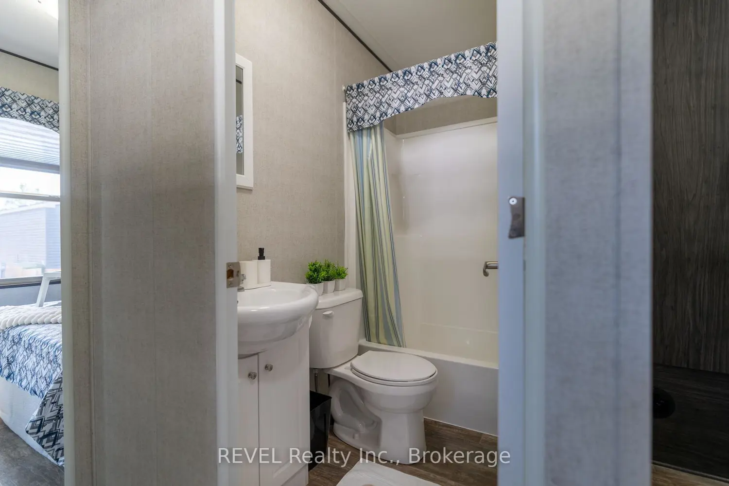 Additional image 15 of 1501 Line 8 Road 303