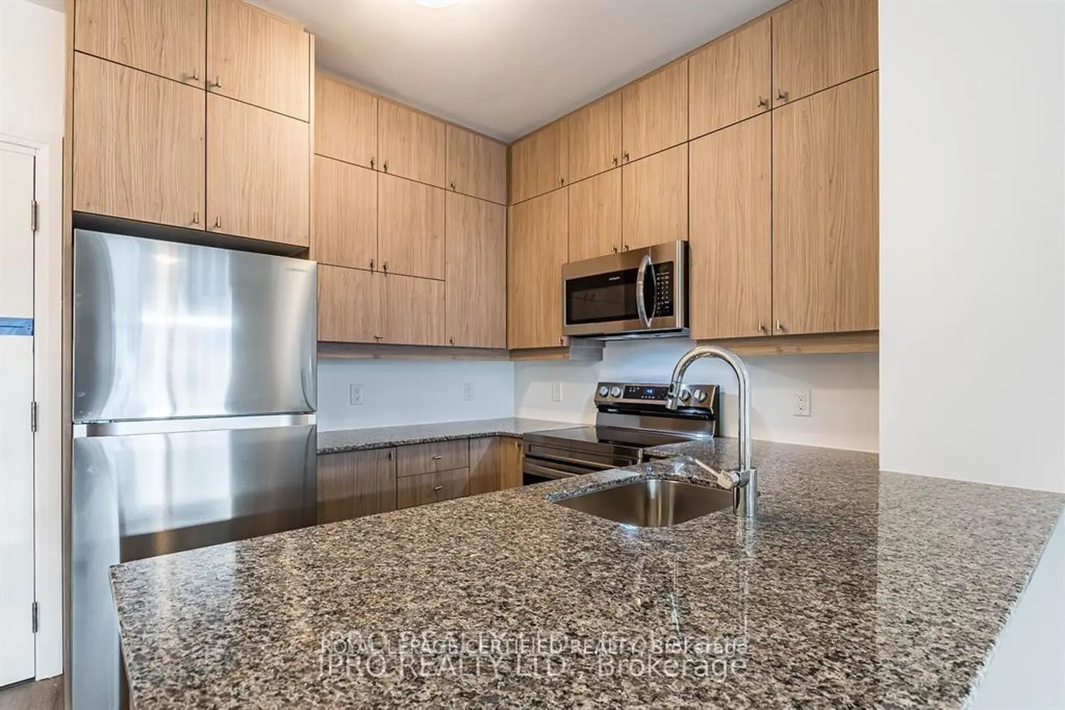 Additional image 7 of 460 Gordon Krantz Avenue 313