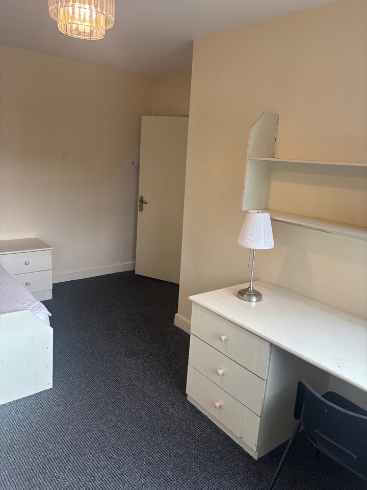 Additional image 11 of Room in a Shared House, Mayville Avenue, LS6, N1 7GU