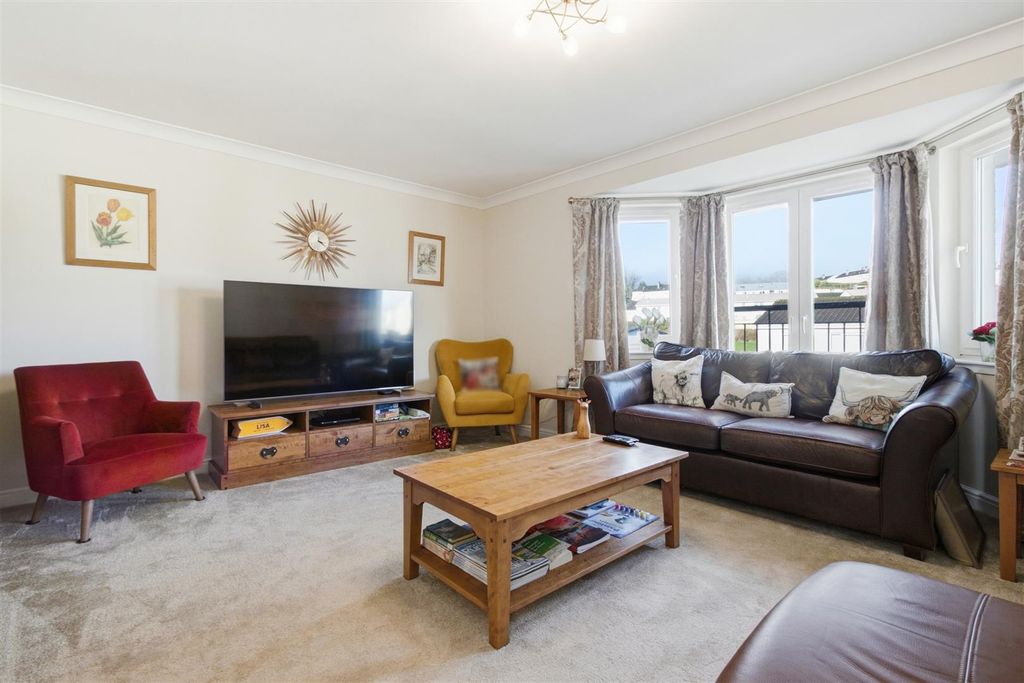 Additional image 3 of 2 bed flat for saleSt. Stephens Court, Clydebank G81