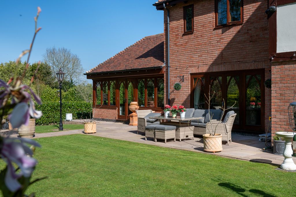 Additional image 19 of 5 bed detached house for saleSale Green, Worcestershire WR9