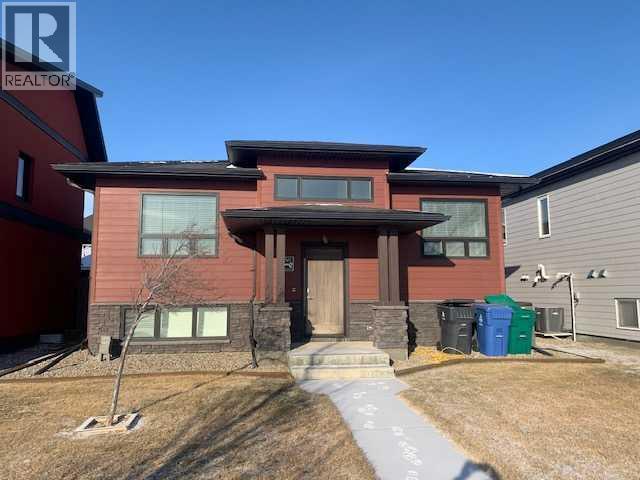 2, 359 Caledonia Boulevard W
