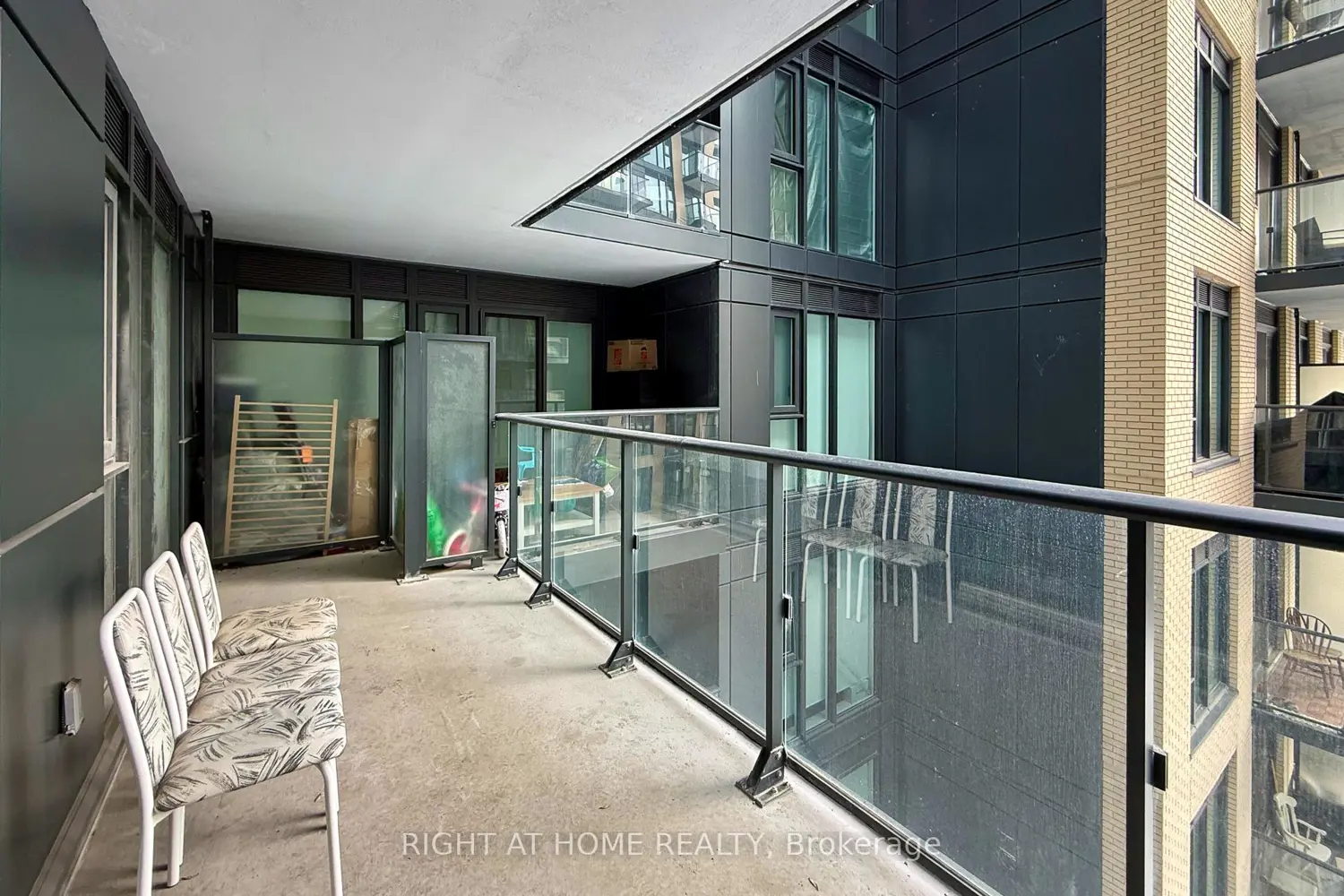 Additional image 14 of 543 Richmond Street 623