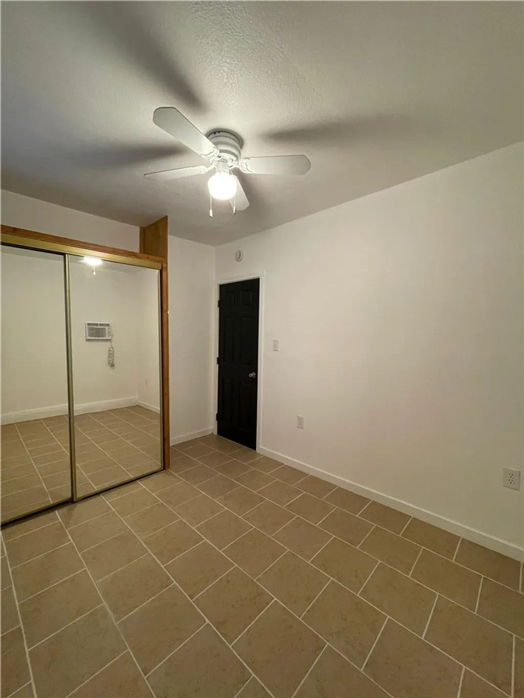 369 E Avenue R4, Palmdale, CA 93550