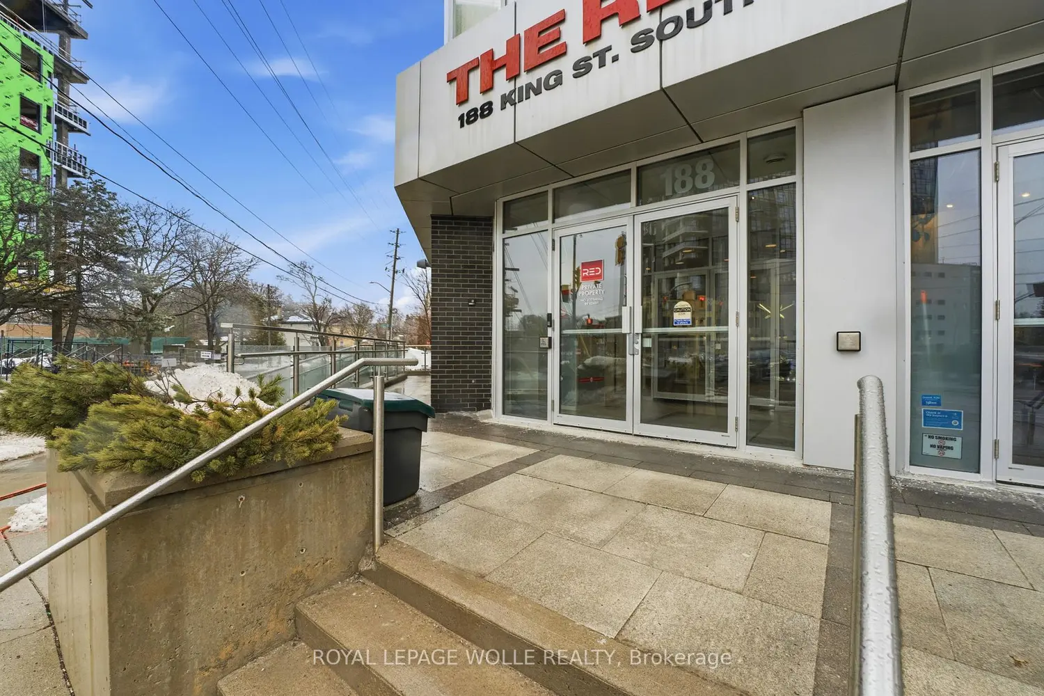 188 King Street 210 photo 3