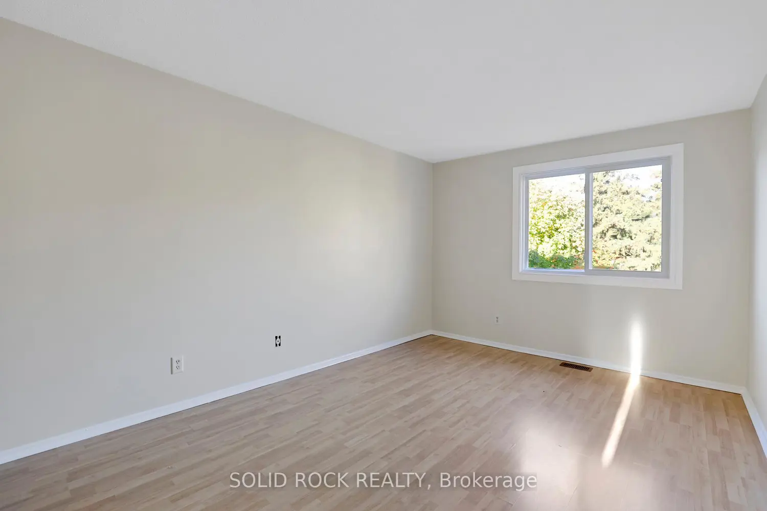 Additional image 13 of 35 Thistledown Court 18