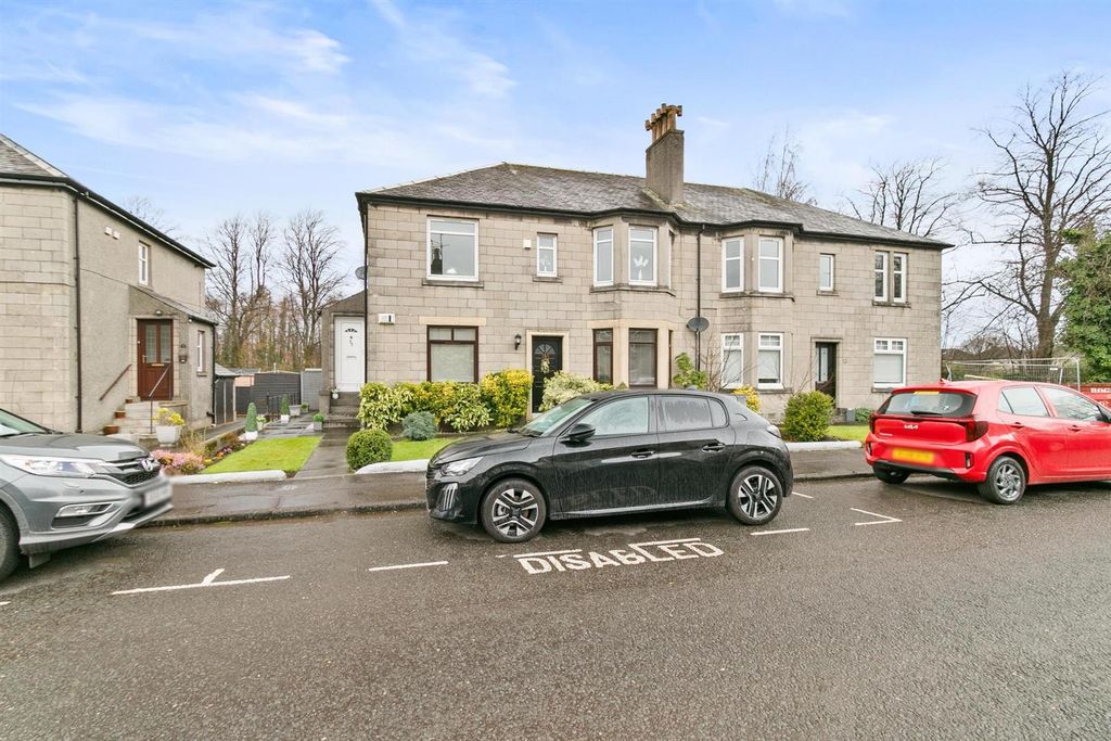 2 bed flat for salePark Avenue Dumbarton G82 photo 5