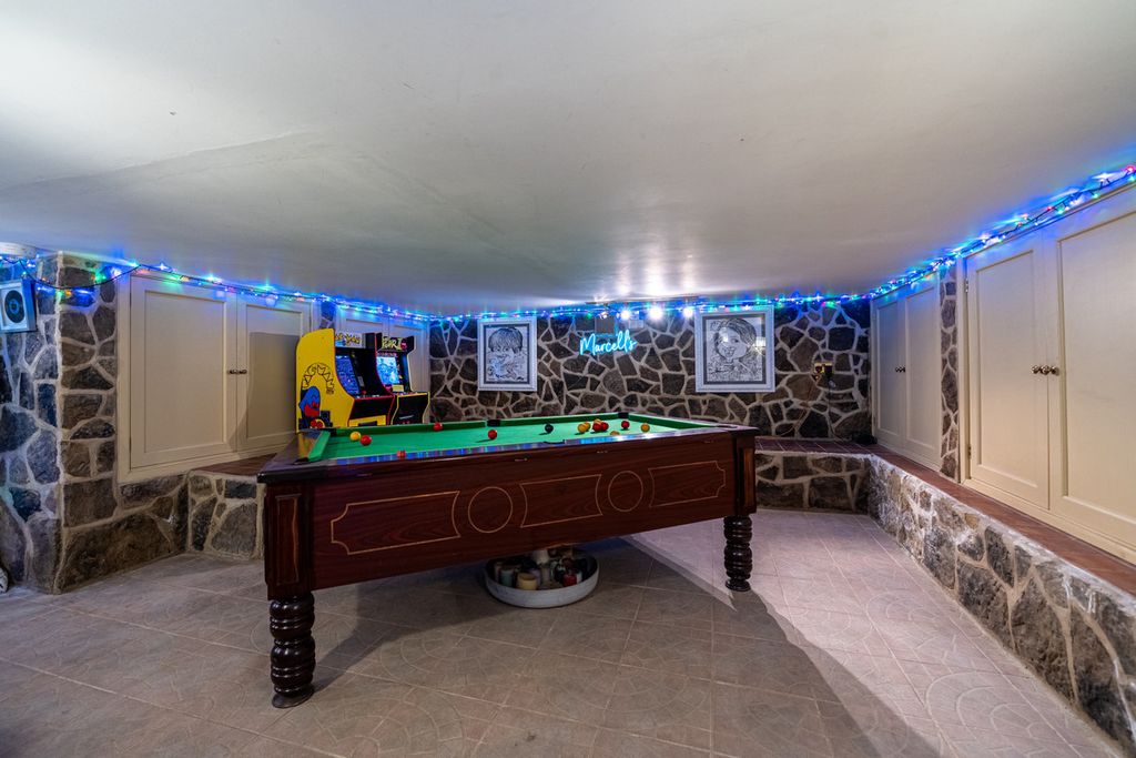 Additional image 18 of 6 bed country house for saleFauld Manor, Fauld, Staffordshire DE13
