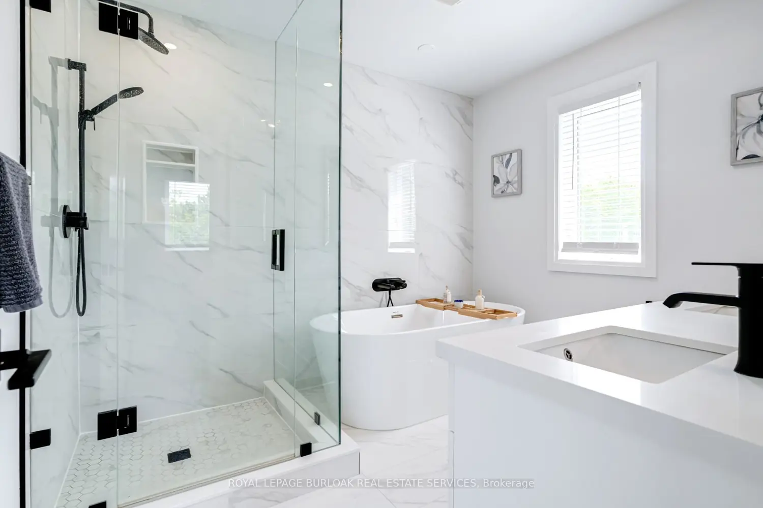 Additional image 11 of 5199 Broughton Crescent