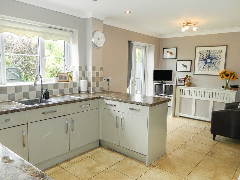 Additional image 4 of 5 bed detached house for saleCopper Beech Drive, Tredegar, Blaenau Gwent NP22