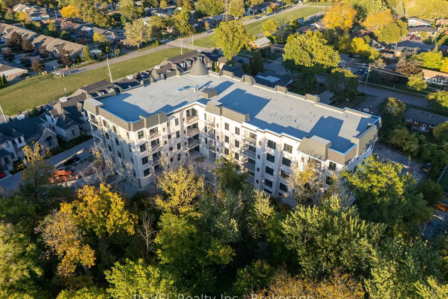 Additional image 7 of 2 Arbourvale Common 410