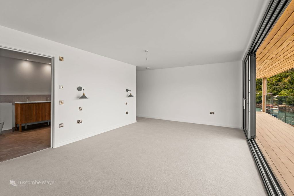 Additional image 10 of 3 bed flat for saleIsland Street, Salcombe TQ8