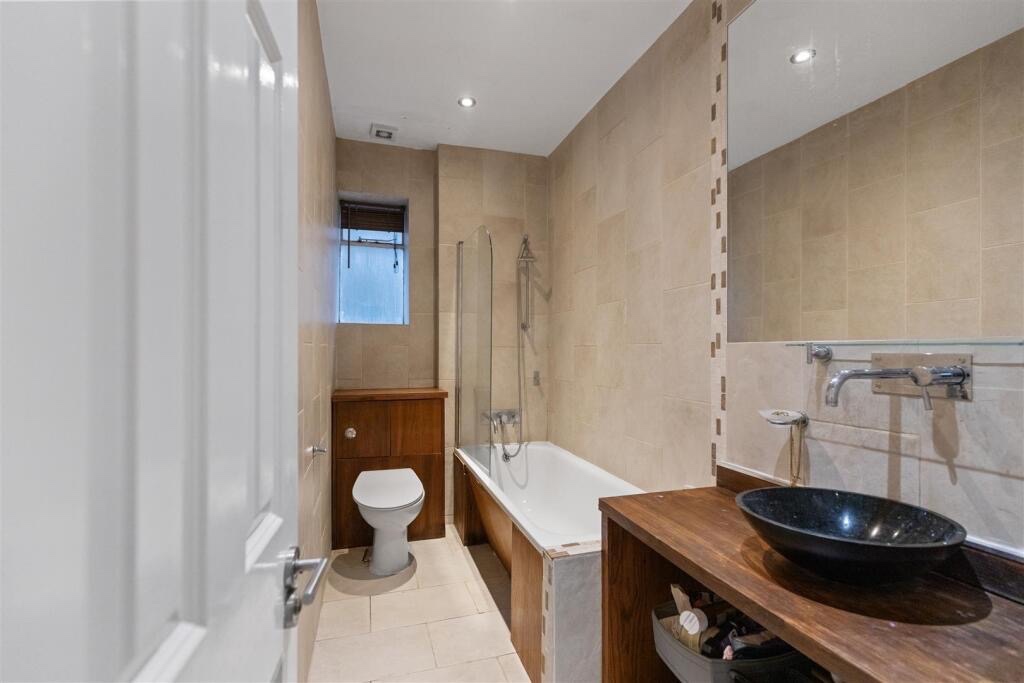 Additional image 7 of 2 Bed Flat, Fellows Road, NW3, N1 7GU