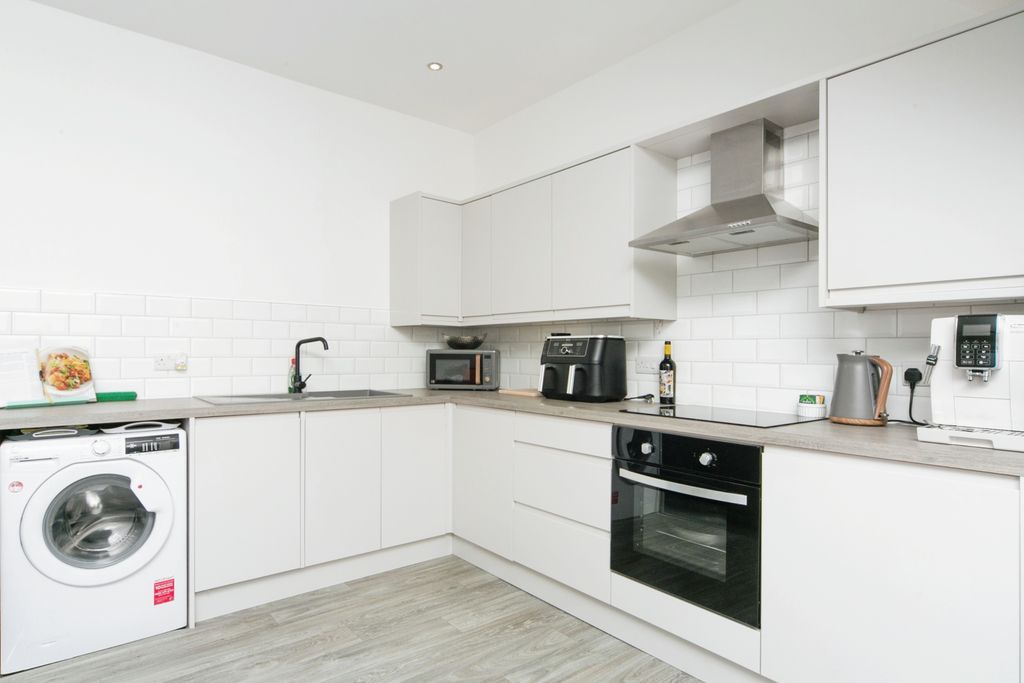 Additional image 5 of 2 bed maisonette for saleAbergele Road, Llanddulas, Abergele, Conwy LL22
