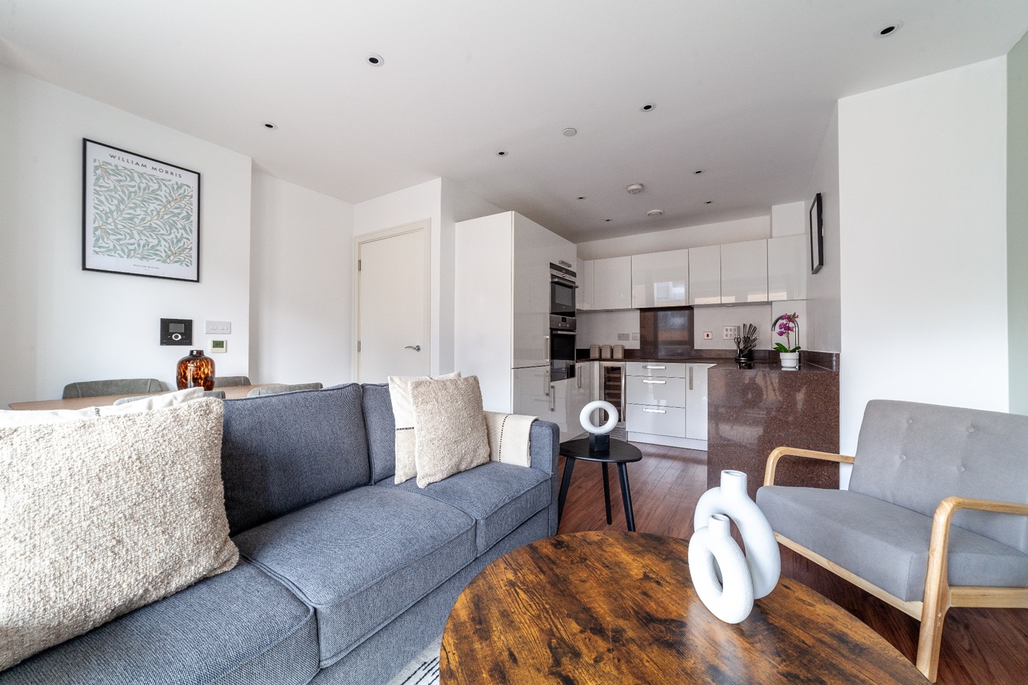Additional image 3 of 1 Bed Flat, Queensland Road, N7, N1 7GU