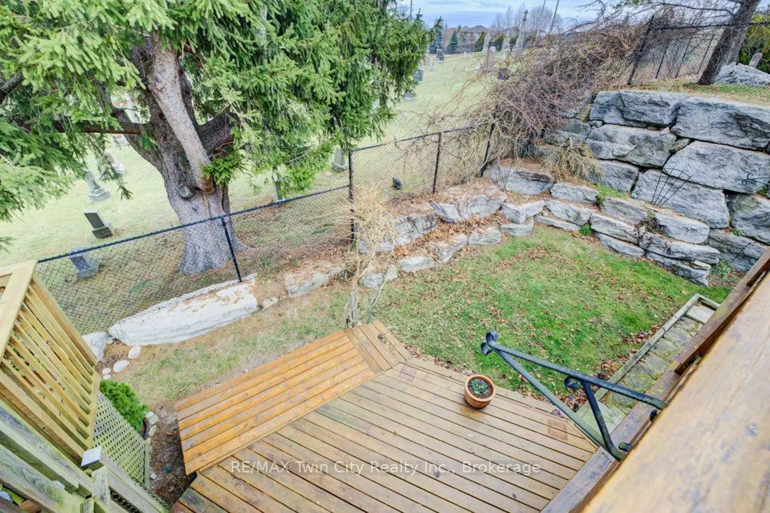 Additional image 18 of 10 Cobblestone Drive 13