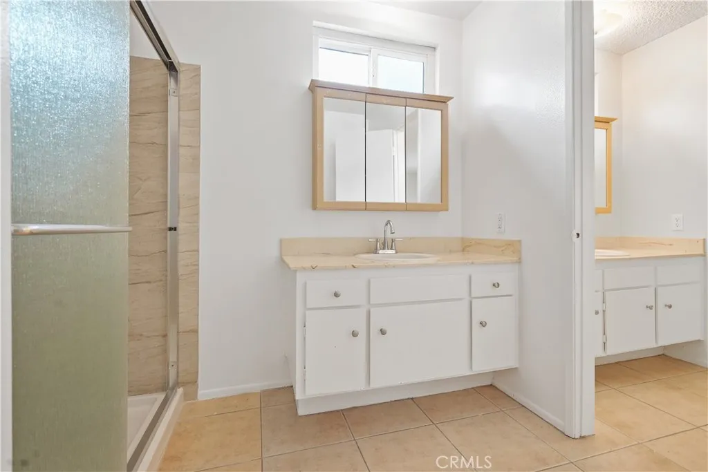 Additional image 24 of 22855 Vanowen Street Unit 2, West Hills, CA 91307