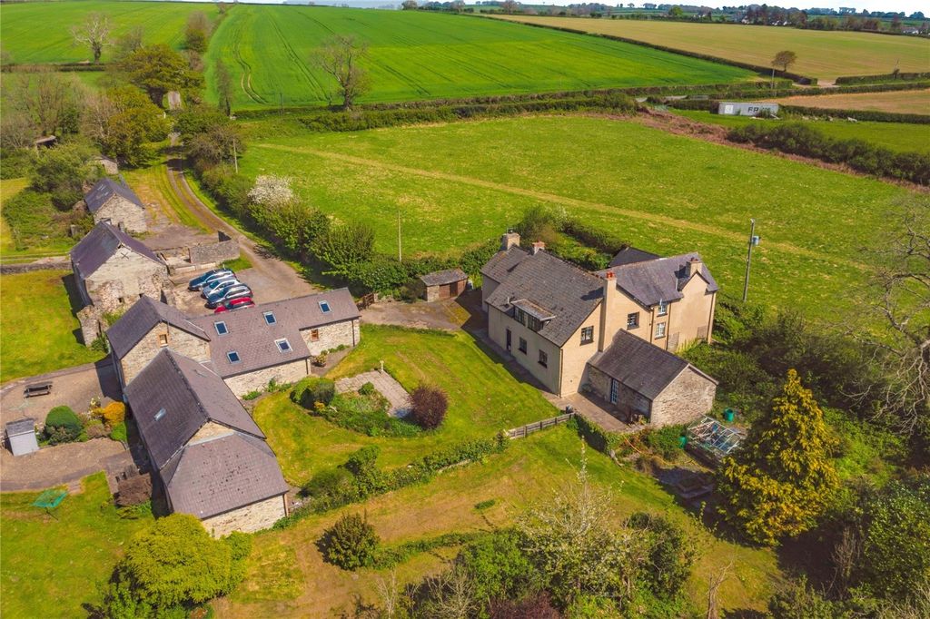 6 bed detached house for saleLlangoedmor, Cardigan, Ceredigion SA43