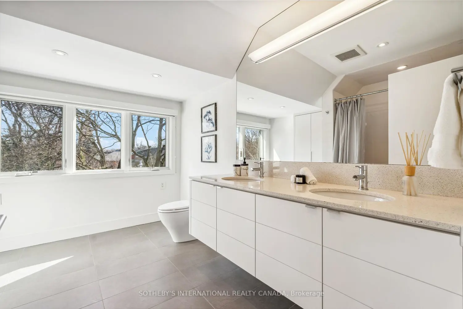 Additional image 7 of 12 Highland Crescent