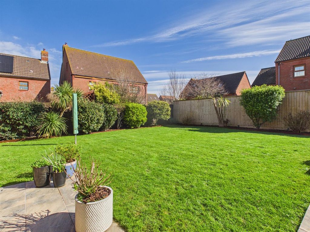 Additional image 10 of 5 bed detached house for saleSanderling Way, Porthcawl CF36