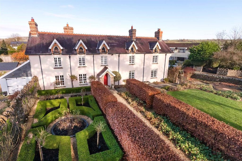 6 bed detached house for saleTreoes, Vale Of Glamorgan CF35