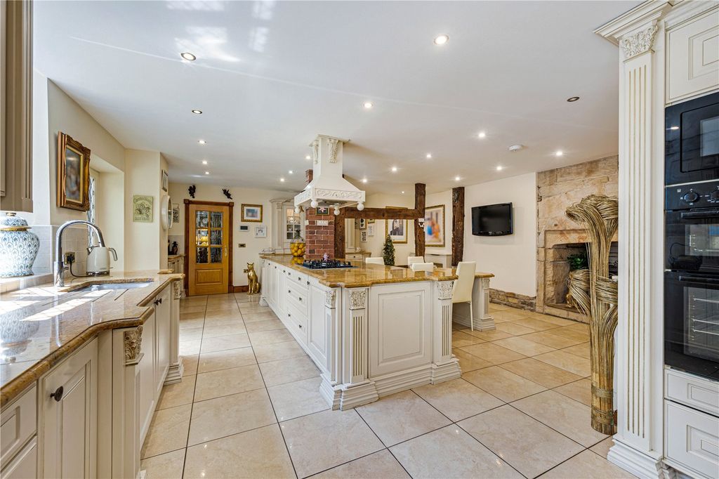 Additional image 10 of 9 bed detached house for saleFeatherstall Road, Littleborough OL15