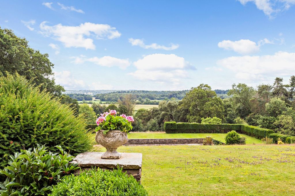Additional image 13 of 2 bed flat for saleYattendon Court, Yattendon, Thatcham, Berkshire RG18
