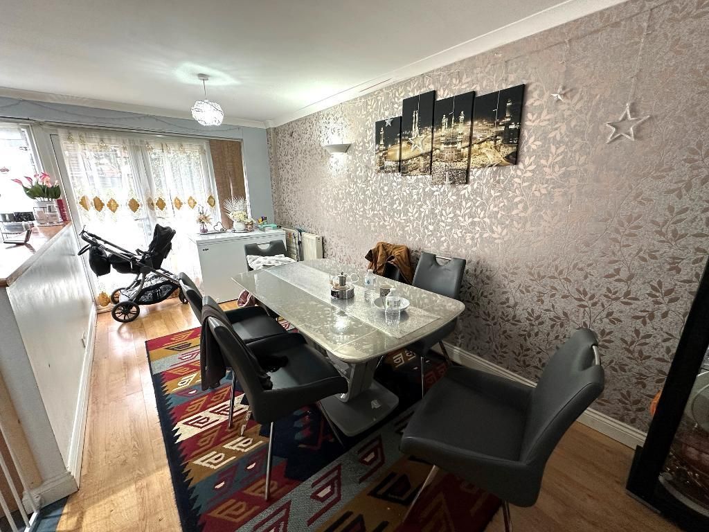 Additional image 4 of 3 bed terraced house for saleGregories Close, New Bedford Road Area, Luton, Bedfordshire LU3