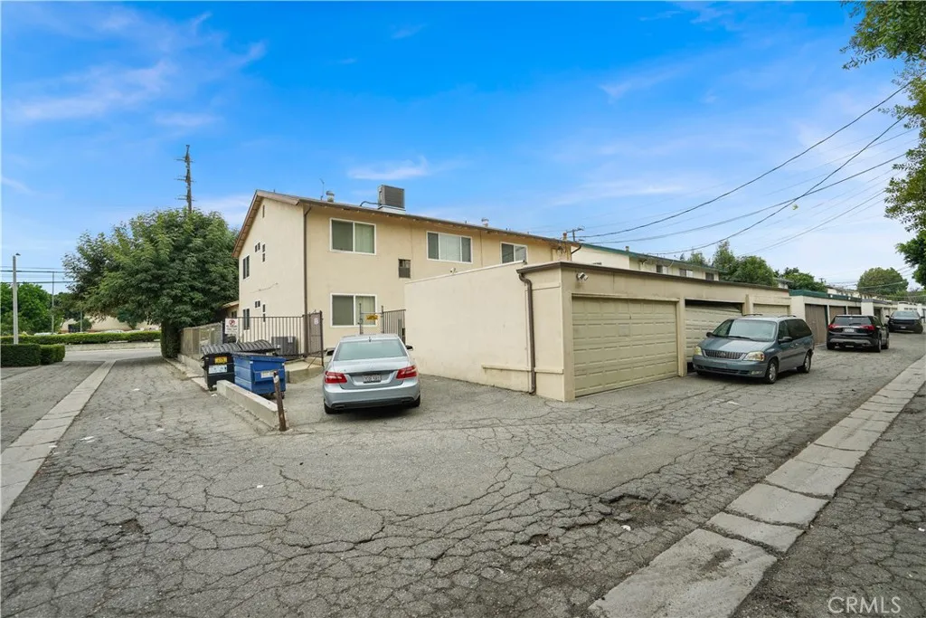 Additional image 65 of 22855 Vanowen Street Unit 2, West Hills, CA 91307