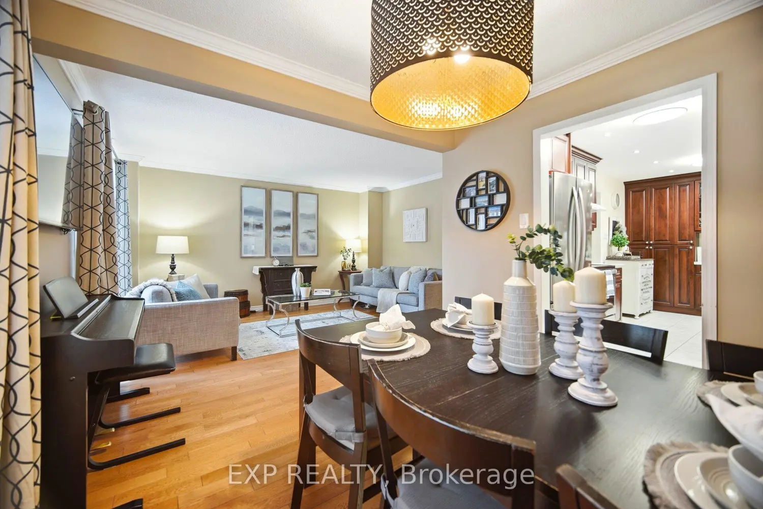 Additional image 6 of 7 Ferri Crescent