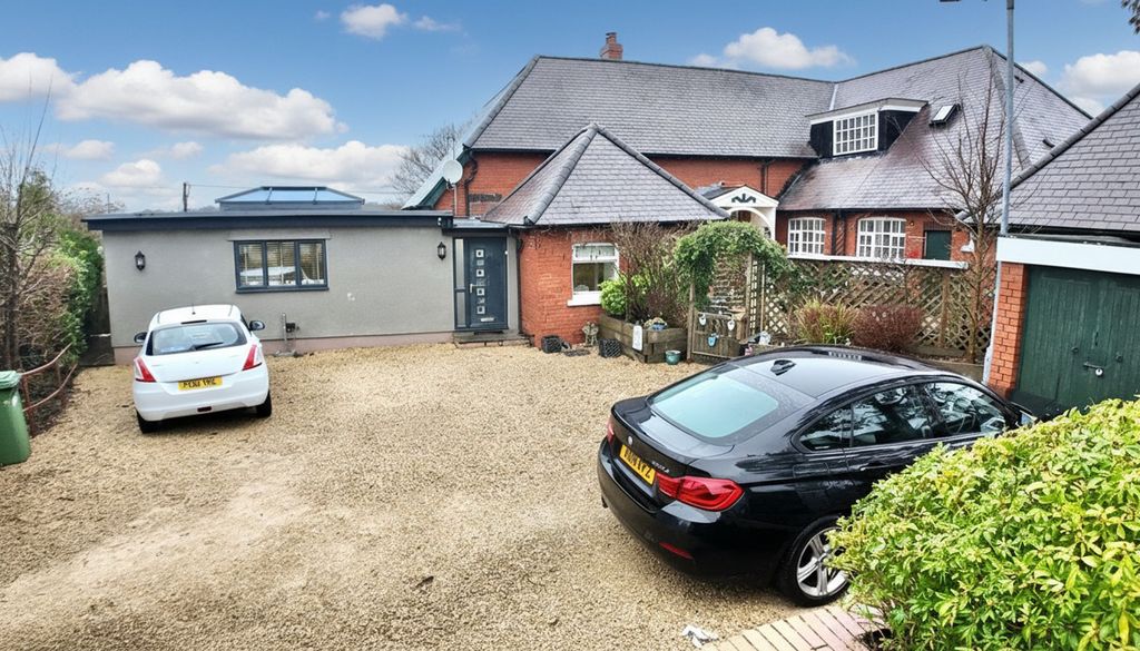 Additional image 5 of 6 bed semi-detached house for salePen-Rhiw Avenue, Oakdale NP12