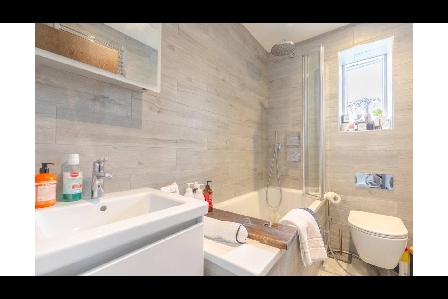 Additional image 6 of 2 Bed Flat, Taybridge Road, SW11, N1 7GU