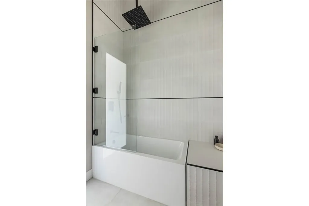 Additional image 37 of 22020 Alizondo, Woodland Hills, CA 91364