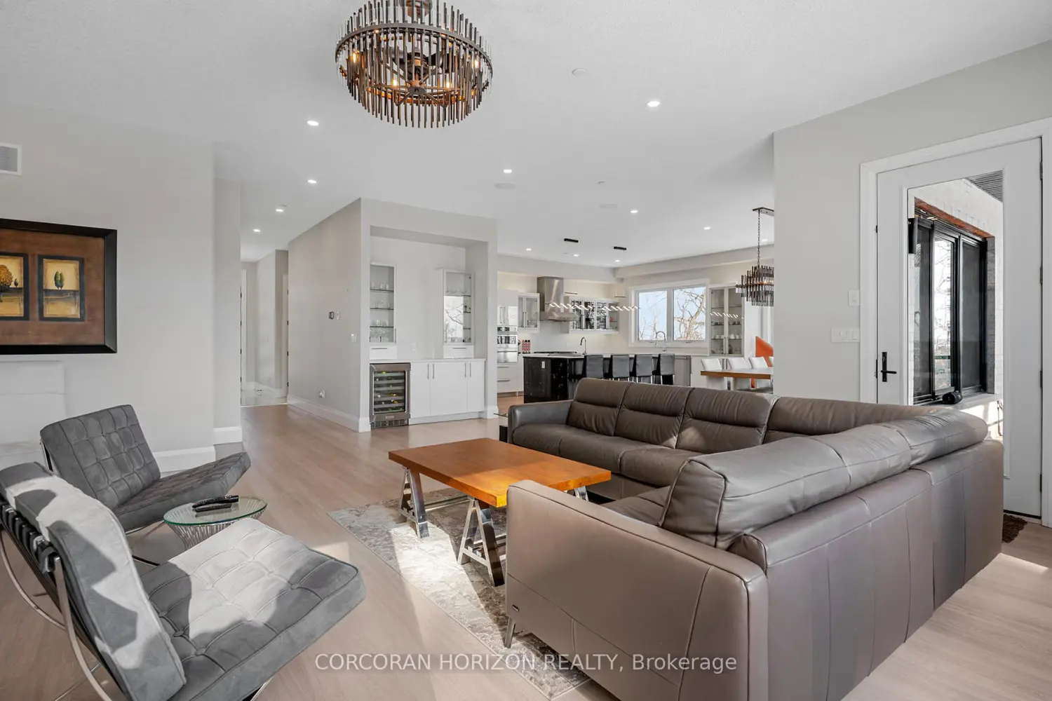 Additional image 5 of 111 Grand Ridge Drive