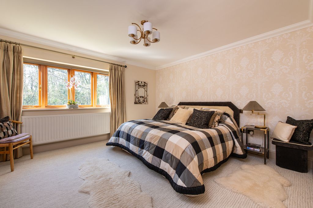 Additional image 14 of 5 bed detached house for saleSale Green, Worcestershire WR9