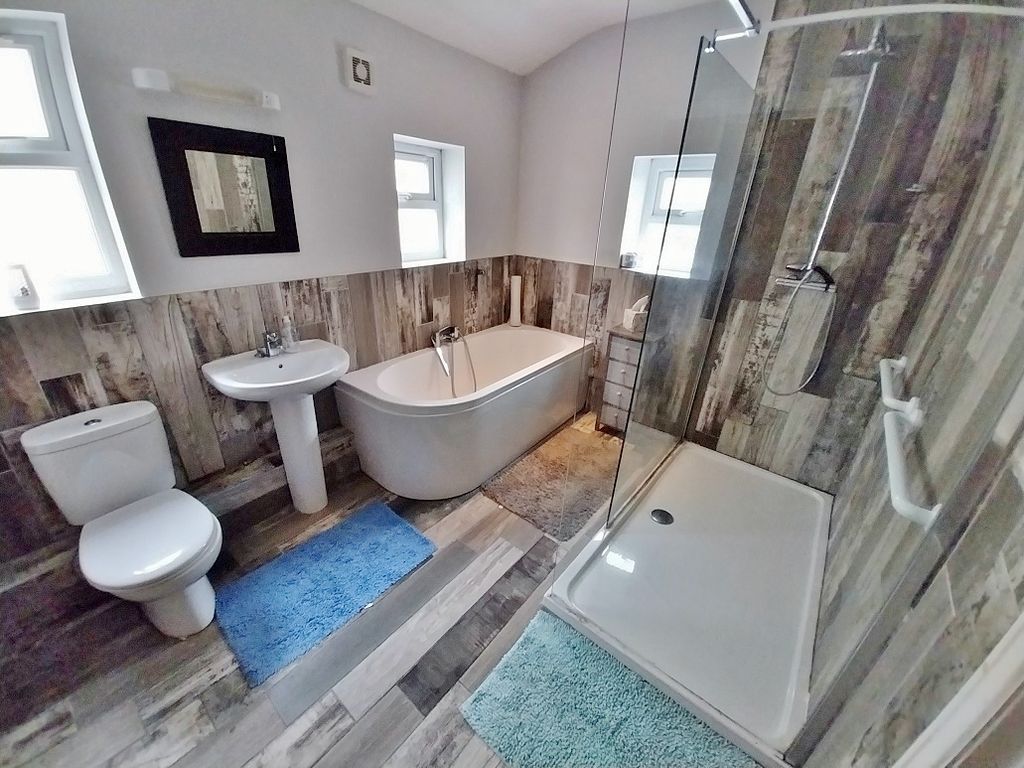 Additional image 9 of 1 bed flat for saleVictoria Avenue, Porthcawl CF36