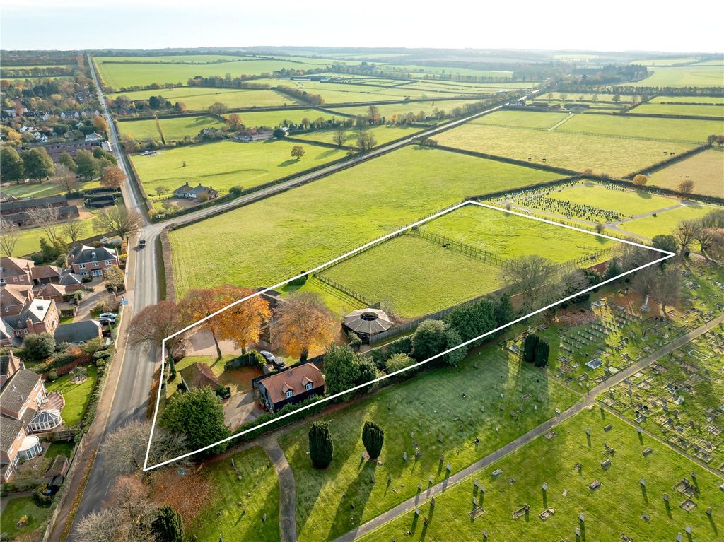 Land for saleDullingham Road, Newmarket, Suffolk CB8