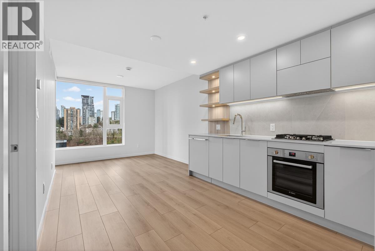 905 311 ALDERSON AVENUE