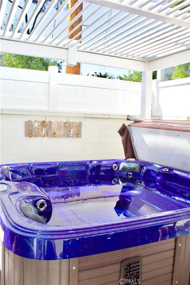 Additional image 73 of 8727 Glider Ave, Los Angeles, CA 90045